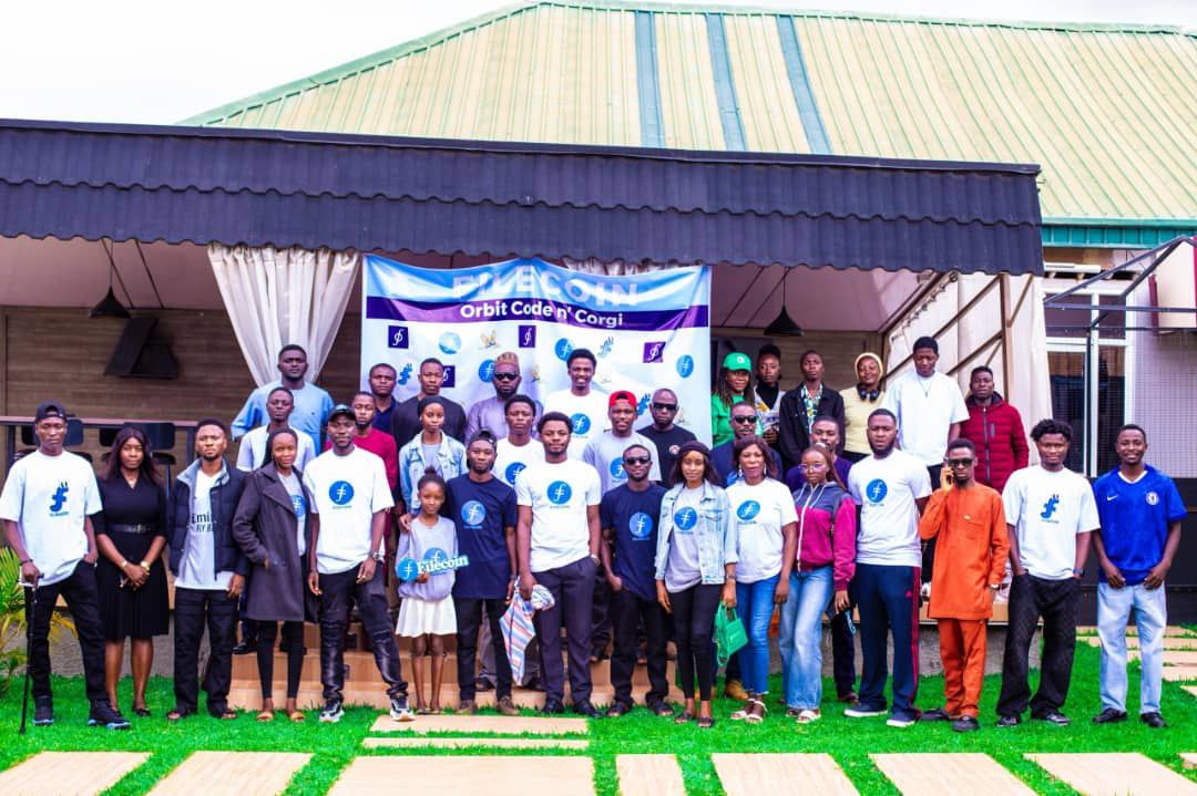 FILBuilders's tweet image. Incredible energy in Jos!
Filecoin Orbit's Code n' Corgi brought together a vibrant community of developers, sparking a wave of learning and building on the Filecoin network.
Kudos to our Orbit Ambassador, @TheMoneyWayGuy, to assemble the developer talent and make this happen.