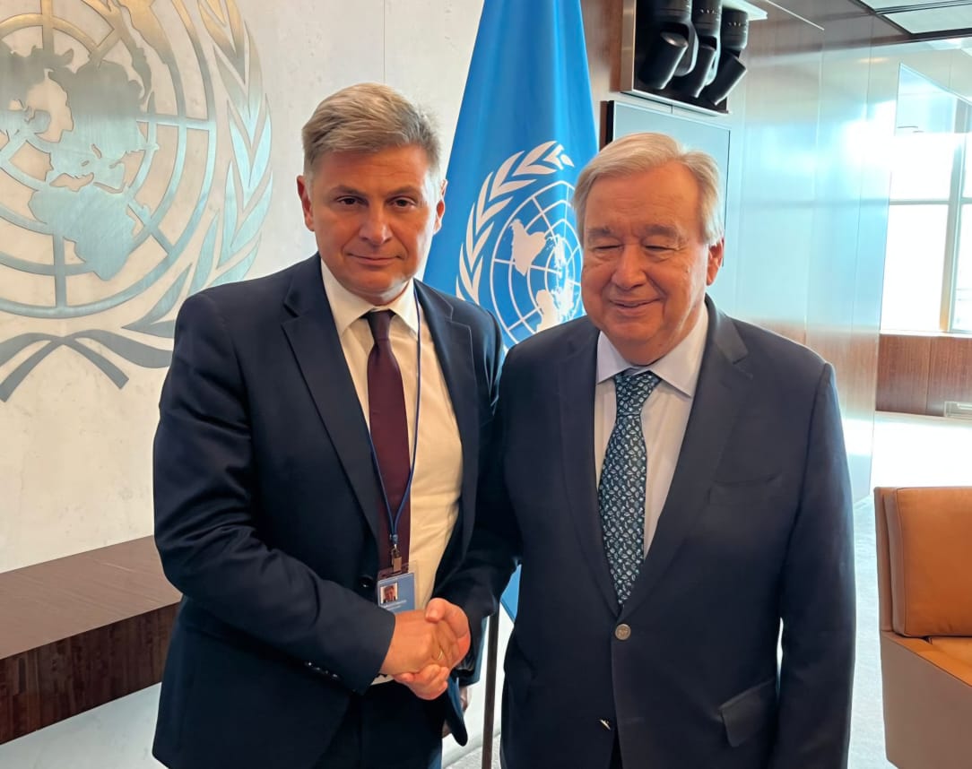 NFarantouris's tweet image. 🇺🇳🇪🇺 On Tuesday evening, I met with the UN Secretary-General, Mr António #Guterres, at the #UN Headquarters in New York. I represented the European Parliament as Co-Rapporteur and Co-Author of the Report on the Global #SDGs during this week’s interparliamentary conference.
📌 We…