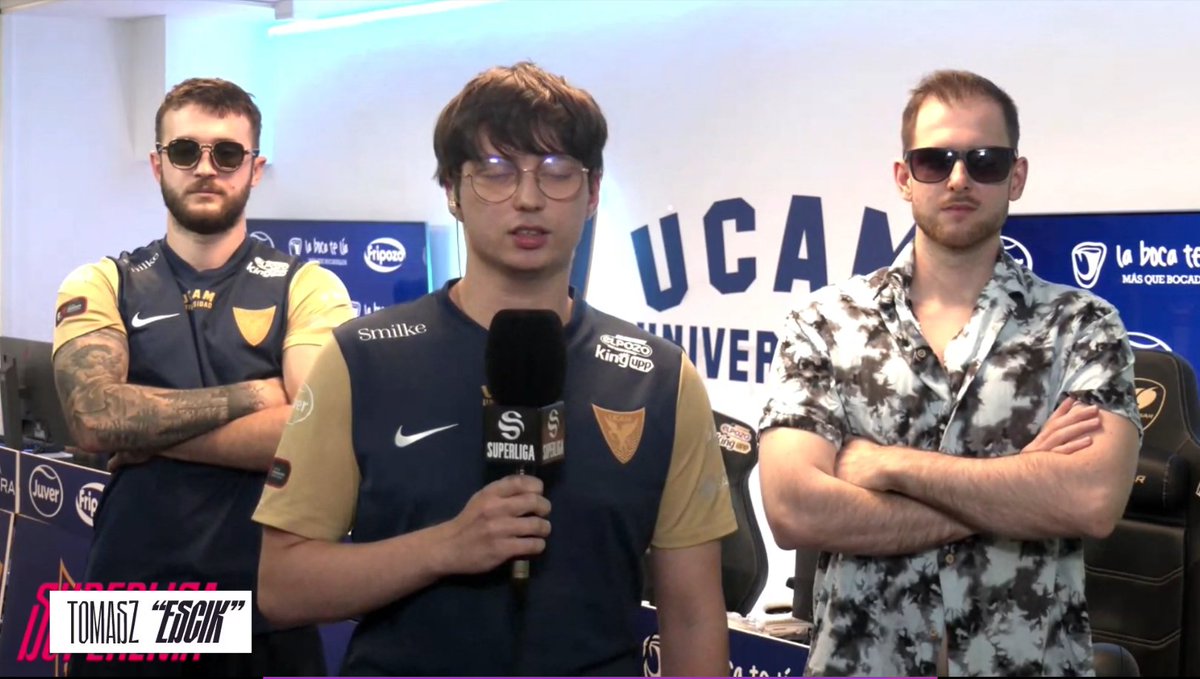 Han vuelto los MIB 😎😎

#SuperligaDominos
