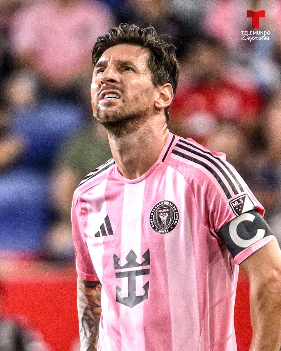 TelemundoSports's tweet image. ¡Messi queda fuera del All-Star MLS vs Liga MX! 😱
😢 No se presentó a entrenar y no jugará el esperado duelo vs Liga MX.
¿Merece una sanción por ausentarse? 🤔