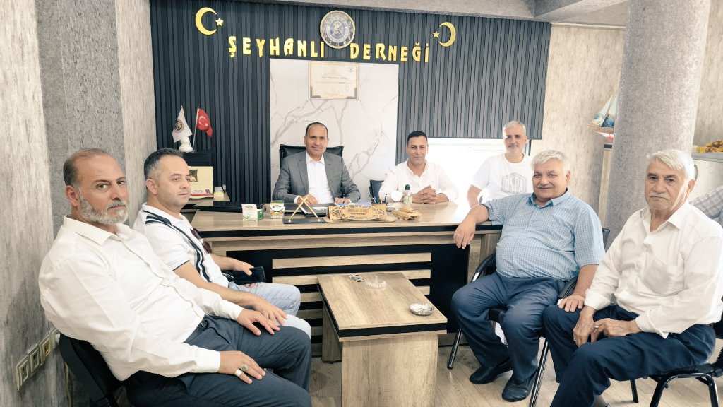 Başkanımızı Abdulkadir TANKÇI,yı ziyarette bulunan Avrupa iş adamları Birliği başkanı Mehmet Emin SÜZEN ve beraberindeki birbirinden değerli akrabalarımız ile birlikte birlik ve beraberlik mesajı verdi