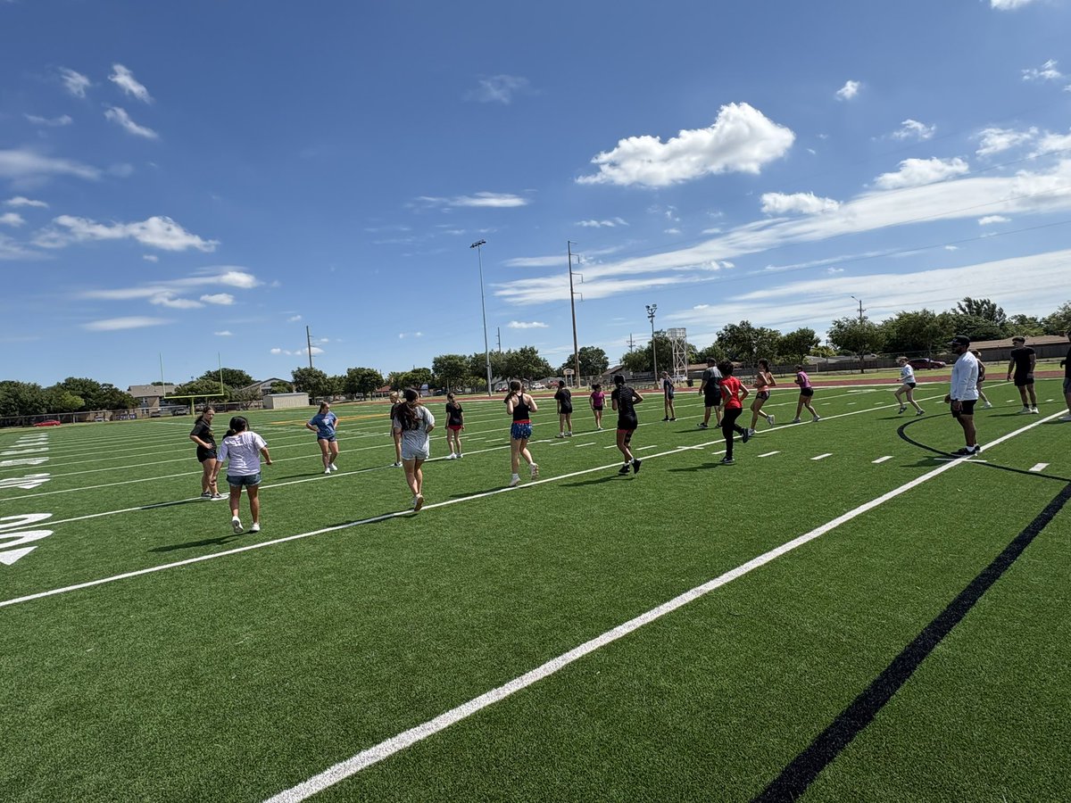 Andrea Edwards (@fluhmanandreatx) on Twitter photo Diamond Challenge 2025 Day 3οΈβ£ Session 2οΈβ£
βWhen a team outgrows individual performance and learns team confidence, excellence becomes a reality.β - Joe Paterno
#pressuremakesdiamonds π
<a href="/sandiefootball/">Amarillo Golden Sandstorm Football</a> <a href="/SandieConnect/">SandieConnect</a> <a href="/ChadDunnam/">Coach C. Dunnam</a> Diamond Challenge 2025 Day 3οΈβ£ Session 2οΈβ£
βWhen a team outgrows individual performance and learns team confidence, excellence becomes a reality.β - Joe Paterno
#pressuremakesdiamonds π
<a href="/sandiefootball/">Amarillo Golden Sandstorm Football</a> <a href="/SandieConnect/">SandieConnect</a> <a href="/ChadDunnam/">Coach C. Dunnam</a>