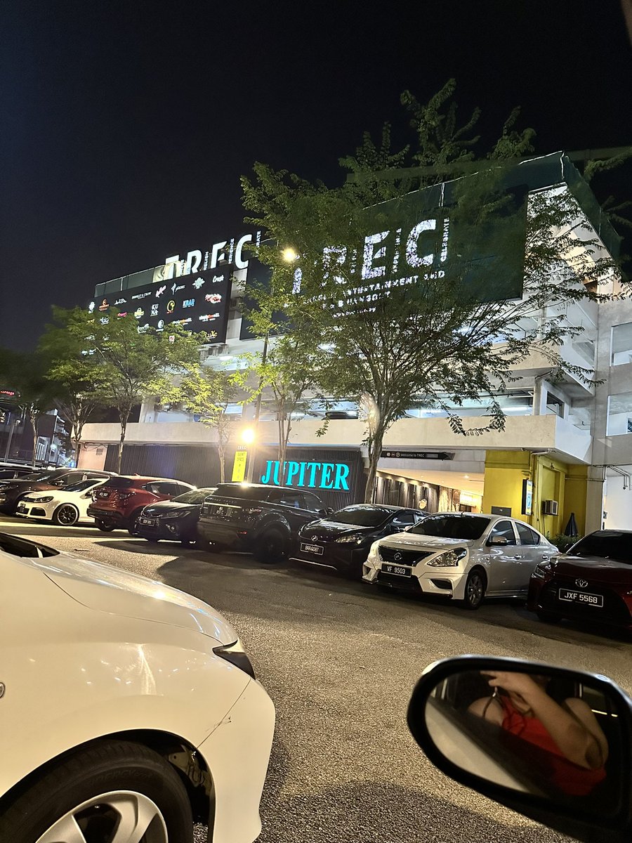 满足了肚子…
接着来把寄存的凉茶喝了🤭
再回家🤭
第一次开过来…
谢谢我家宝子啦🤭