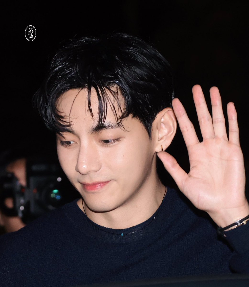 *✧ (@taeteluv_) on Twitter photo 