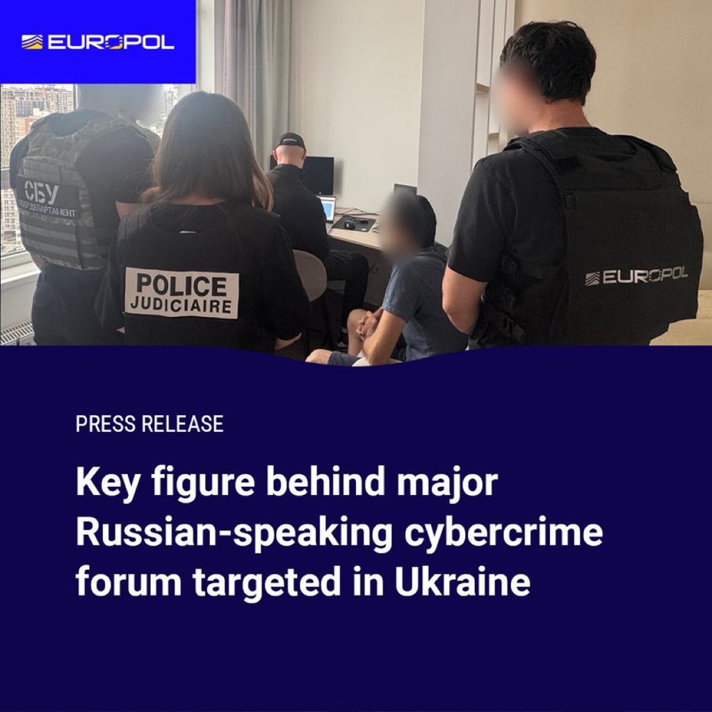 Stevhankeadvice's tweet image. 🚨 A suspected admin of xss.is, a major Russian-speaking cybercrime forum, was arrested in Ukraine. Active for 20 years, he allegedly earned €7M. The operation was led by France with Europol support.
#Cybercrime #Ukraine #Europol #xss #Hacking