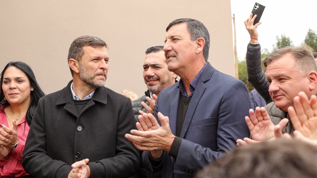 javiersaezok's tweet image. En #Garruchos, participamos de la habilitación del nuevo Salón de Usos Múltiples encabezado por el gobernador, @gustavovaldesok y el intendente Marcelo Scotto que estará al servicio de todas las actividades sociales y recreativas de los vecinos.
¡Corrientes crece con más obras!