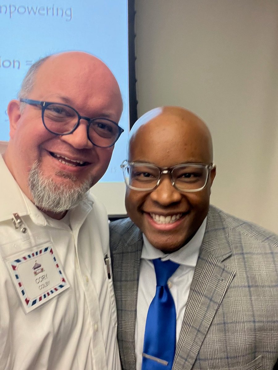 EffectualEdu's tweet image. What a great event with @lonestarcollege today at the LSC Supervisor Foundations of Success event! It was well planned, superiorly executed, and just a lot of fun! #OneLSC #HigherEd #CommunityCollege #TxEd