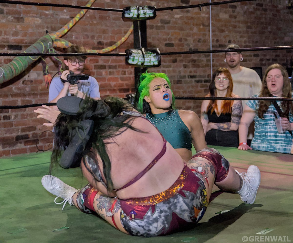 2/4 S04E29 <a href="/beyondwrestling/">Beyond Wrestling</a> <a href="/WrestlingOpen/">Wrestling Open</a>
<a href="/Yescosmic1/">MagicalGirl Cosmic</a> vs <a href="/the_gnomie/">Gabby Forza</a>