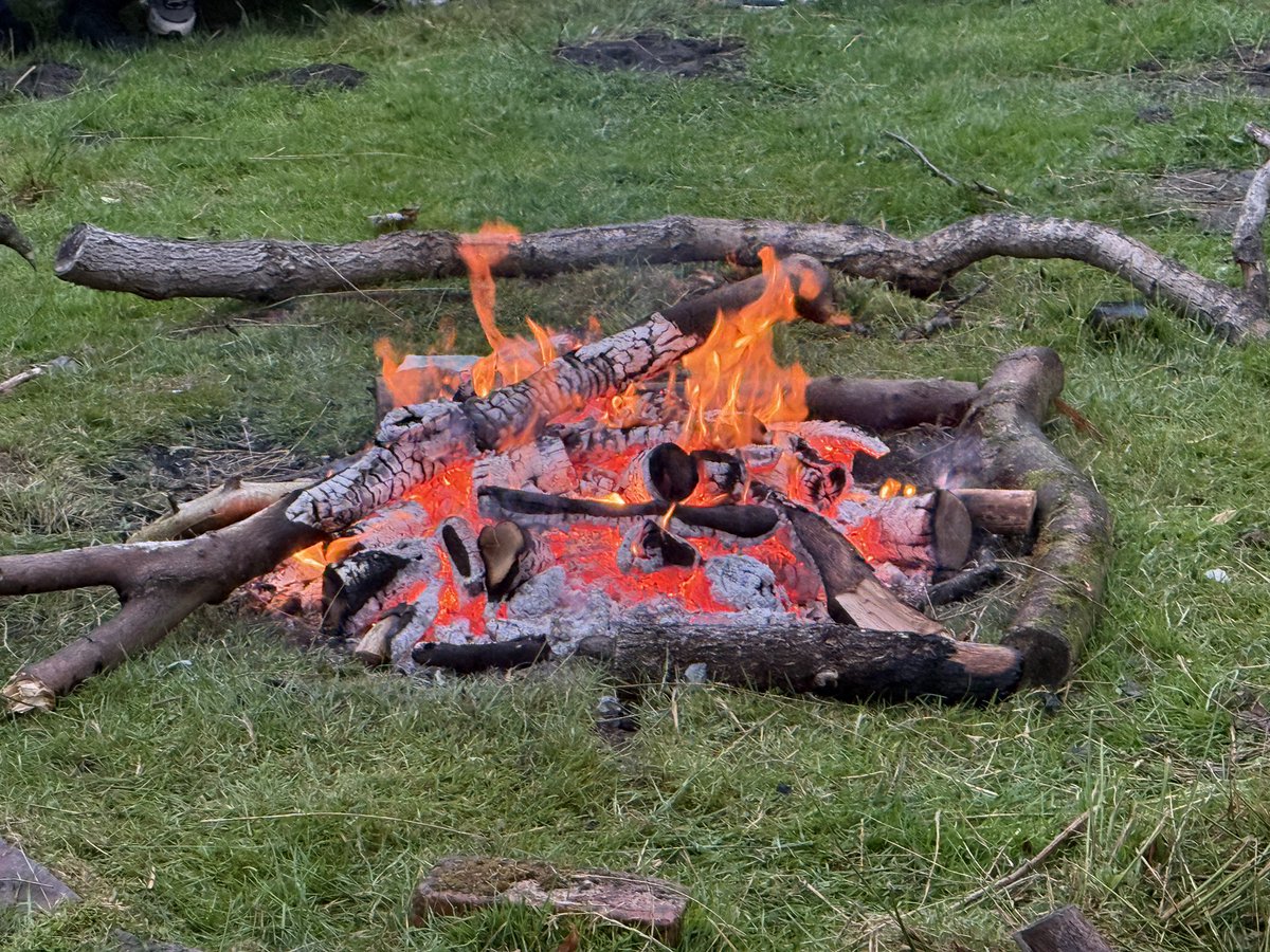 LeedsDYS's tweet image. This evening we had a fun time at our campfire!! 🔥🥰
We had some great times of fun, singing, games and beautiful reflection together! 😊
@saviohouse @ASCHC_COLLEGE @beckets_bkcat @StWilfridsCHS