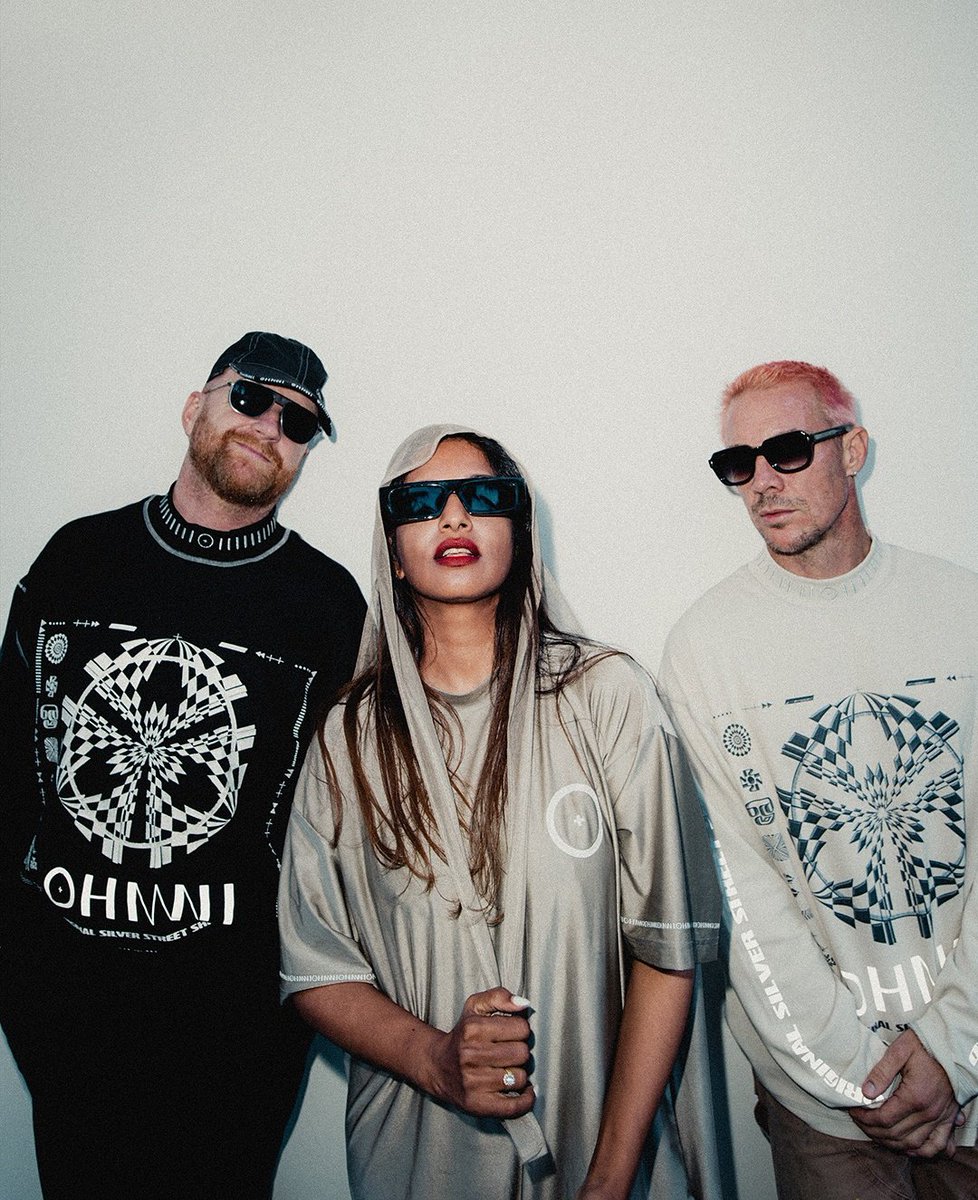 YGFacts_sprt's tweet image. Diplo shared how BLACKPINK's 'JUMP' came into life—originally written and made for his own group Major Lazer.
'JUMP' was created in January of 2024. After Major Lazer decided not to release it, the song then landed with Argentinian duo Ca7riel and Paco Amoroso but was denied.…