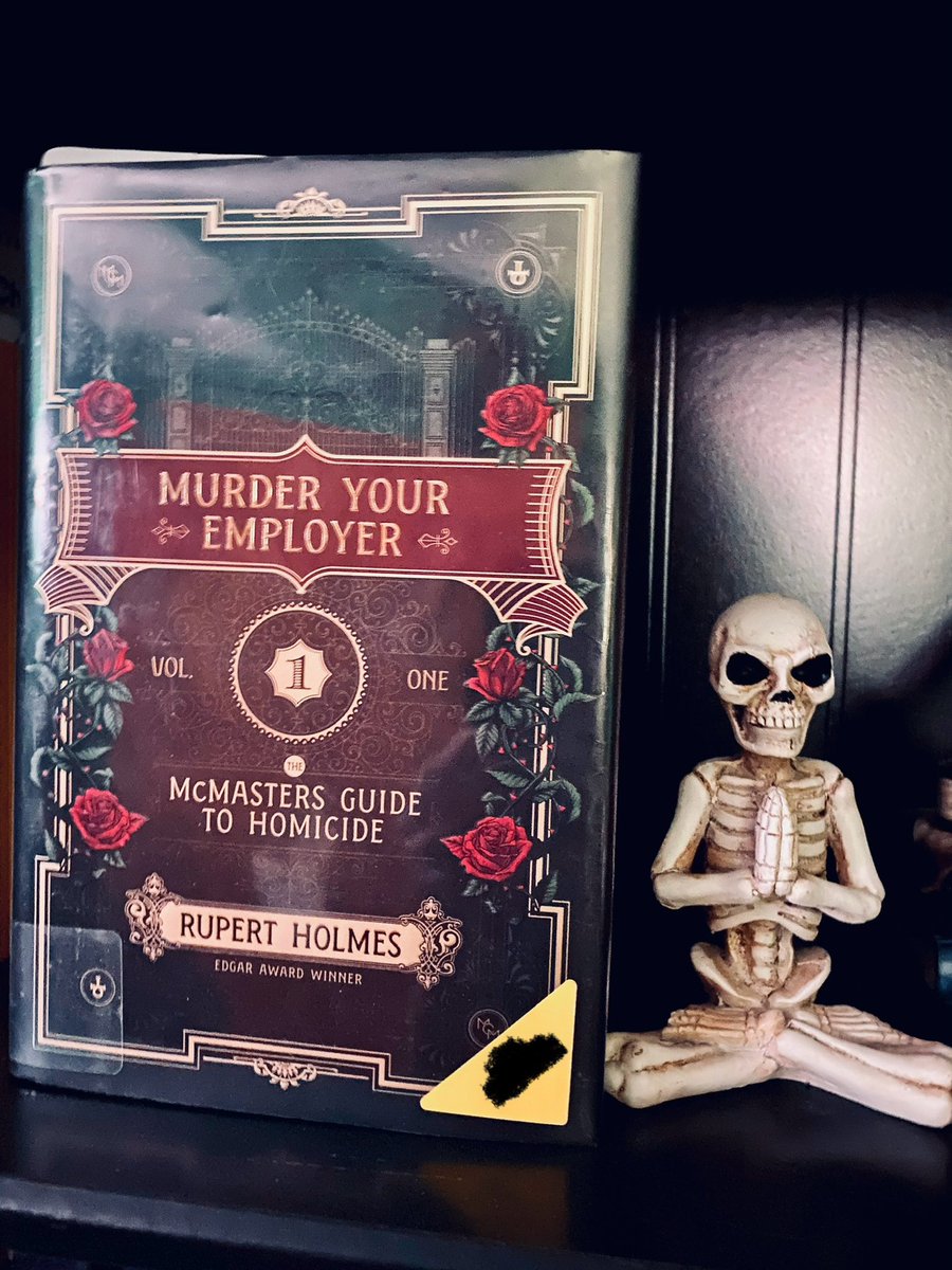 DaelynMorgana's tweet image. It’s #WhatchaReadinWed & this week I’m reading MURDER YOUR EMPLOYER by Rupert Holmes. I’m so excited for this book. I do seem to have a trend of murder going on recently. What are y’all reading today? 🔁 or 💬 with your read of the week! 📚 #amreading #BookTwitter