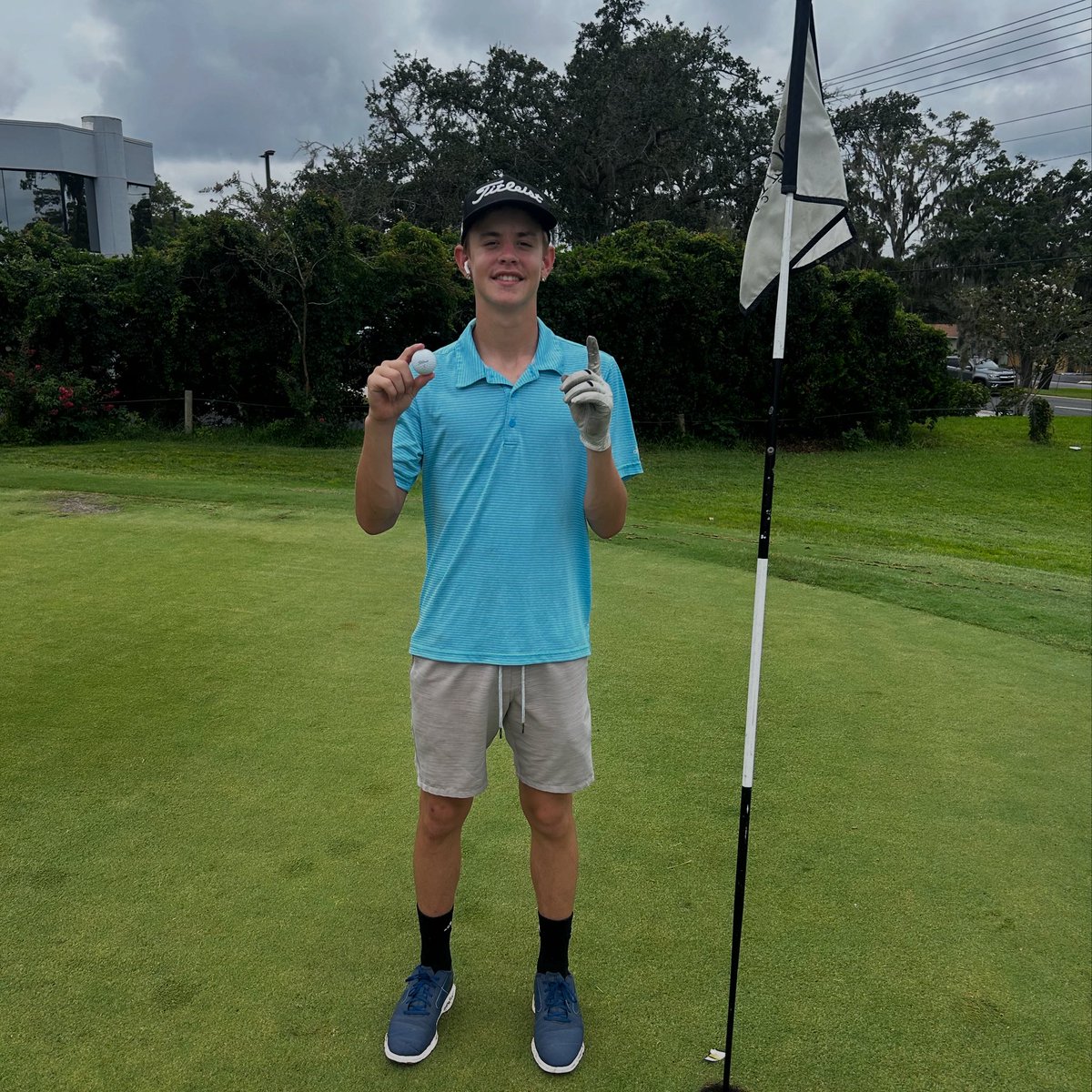 Steven Carter 🏀⚾️ ⛳️ (@stevenccarter23) on Twitter photo Playing golf today I accomplished something that golfers dream about... A HOLE IN ONE!! 115 yard Par 3 on Hole 11 <a href="/ocalagolfclub/">Ocala Golf Club</a> <a href="/DJ_Mackey23/">Coach Mack</a> and <a href="/_TarrinJackson/">Coach Jack 🌪️</a> I'm not just a basketball player 😁 Playing golf today I accomplished something that golfers dream about... A HOLE IN ONE!! 115 yard Par 3 on Hole 11 <a href="/ocalagolfclub/">Ocala Golf Club</a> <a href="/DJ_Mackey23/">Coach Mack</a> and <a href="/_TarrinJackson/">Coach Jack 🌪️</a> I'm not just a basketball player 😁