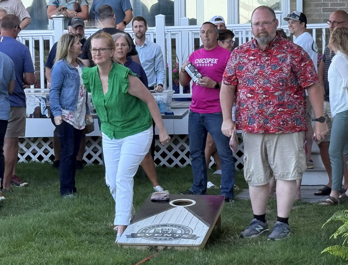 MSAA_33's tweet image. The Baggo competition is heating up! Who will be crowned the #MSAAsi25 Champs 🏆? Everyone's bringing their A-game! @DrCSJones @ImagineLearning