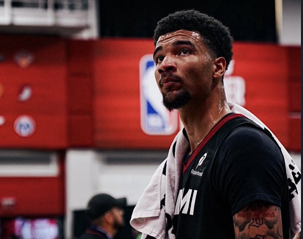 WadexFlash's tweet image. Miami HEAT organization with high praise for Kelβel Ware:
βBig year coming for Ware. Heβs another guy who wonβt settle for anything other than being great. Weβre looking forward to watching the leap heβs going to take as a second-year guy.β
Heβs locked in. (via @KeithSmithNBA)