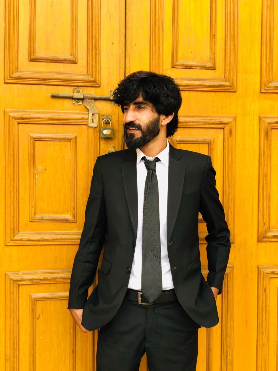 It’s deeply disturbing that Advocate Sangat Hakeem Baloch has been abducted by #CTD personnel in Quetta. He’s a recent graduate from Bahawalpur University and a newly practicing lawyer.
Targeting young educated Baloch voices is a dangerous trend.
#ReleaseSangatHakeemBaloch