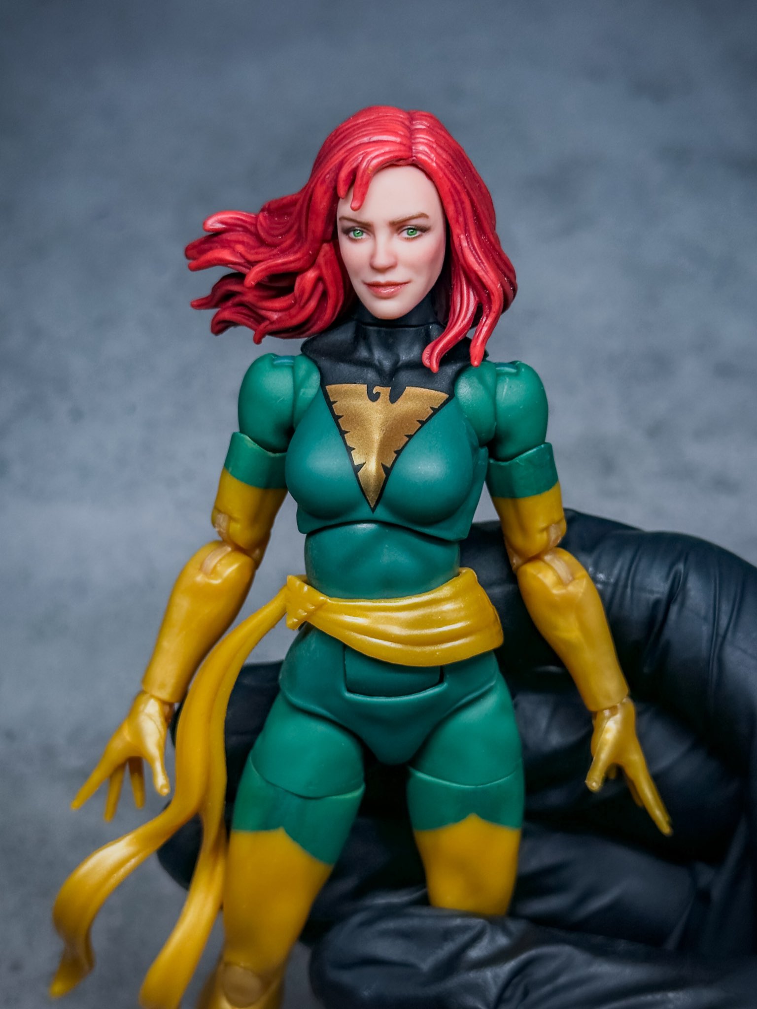 ジーン・グレイ　マーベルレジェンド X-Men Marvel Legends Series Jean Grey with Phoenix Force