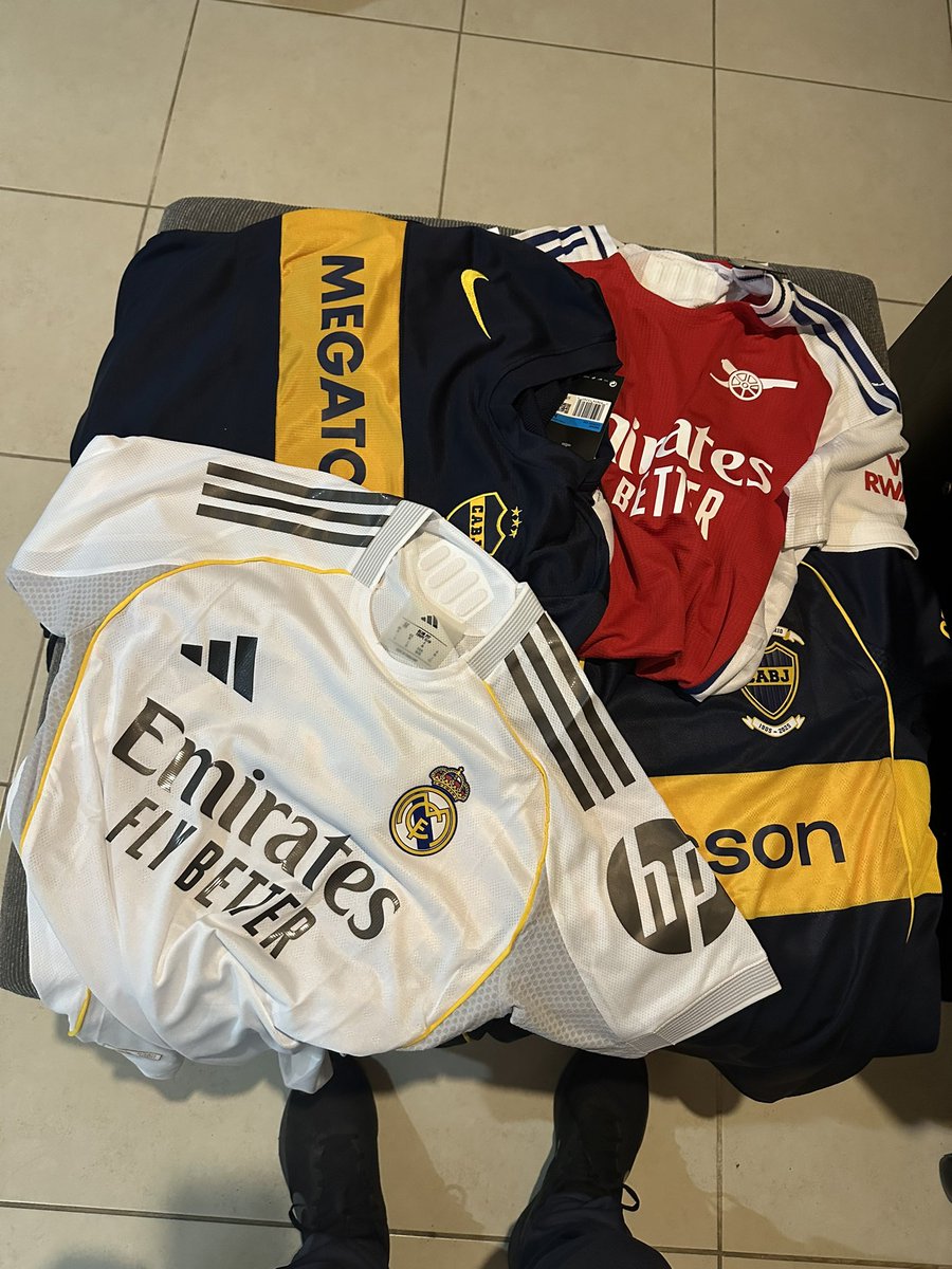 RJR Design tweet media