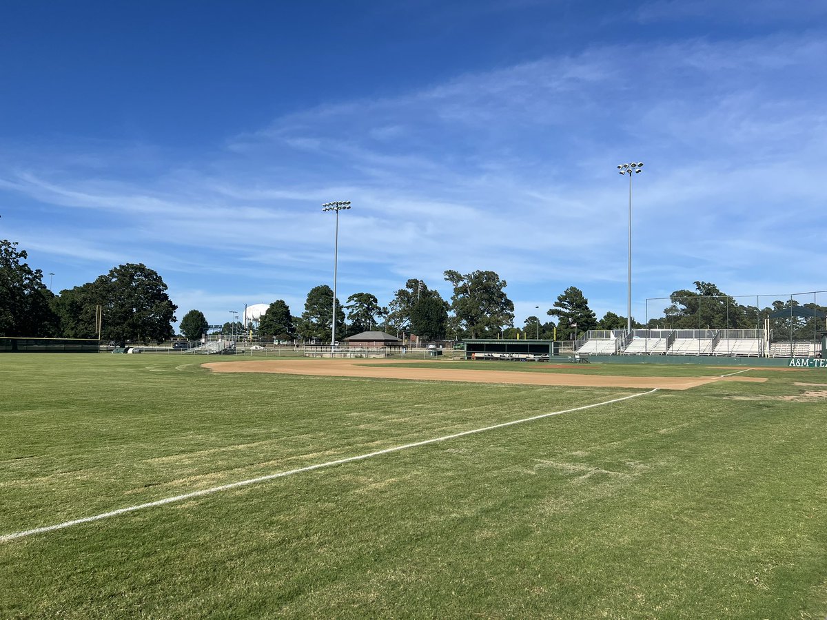 JamesTrietley's tweet image. LOOKING FOR A WIN ON A WEDNESDAY!
The @ABIFlyingBison vs the Texarkana Rhinos in a doubleheader! #FlyBisonFly
⏰: 7:05 (6:45 pregame)
📍: George Dobson Field - Texarkana, TX
📻: streamdb8web.securenetsystems.net/cirrusencore/k…