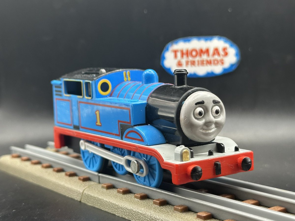 Jam_Appreciate's tweet image. How many faces does he wear? 🚂😧