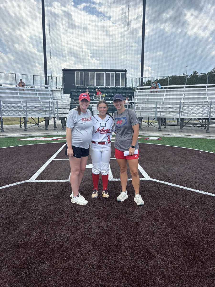 Mckenzie Navarra (2028) (@mckenzienav09) on Twitter photo Yesterday I had a great day at the <a href="/uscasoftball/">USCA Softball</a> camp. Thank you to <a href="/CoachpooleU/">CoachPoole_USCA</a> , <a href="/AliciaDorgan/">Alicia Dorgan</a> , and all of the players for putting on a great camp. Yesterday I had a great day at the <a href="/uscasoftball/">USCA Softball</a> camp. Thank you to <a href="/CoachpooleU/">CoachPoole_USCA</a> , <a href="/AliciaDorgan/">Alicia Dorgan</a> , and all of the players for putting on a great camp.