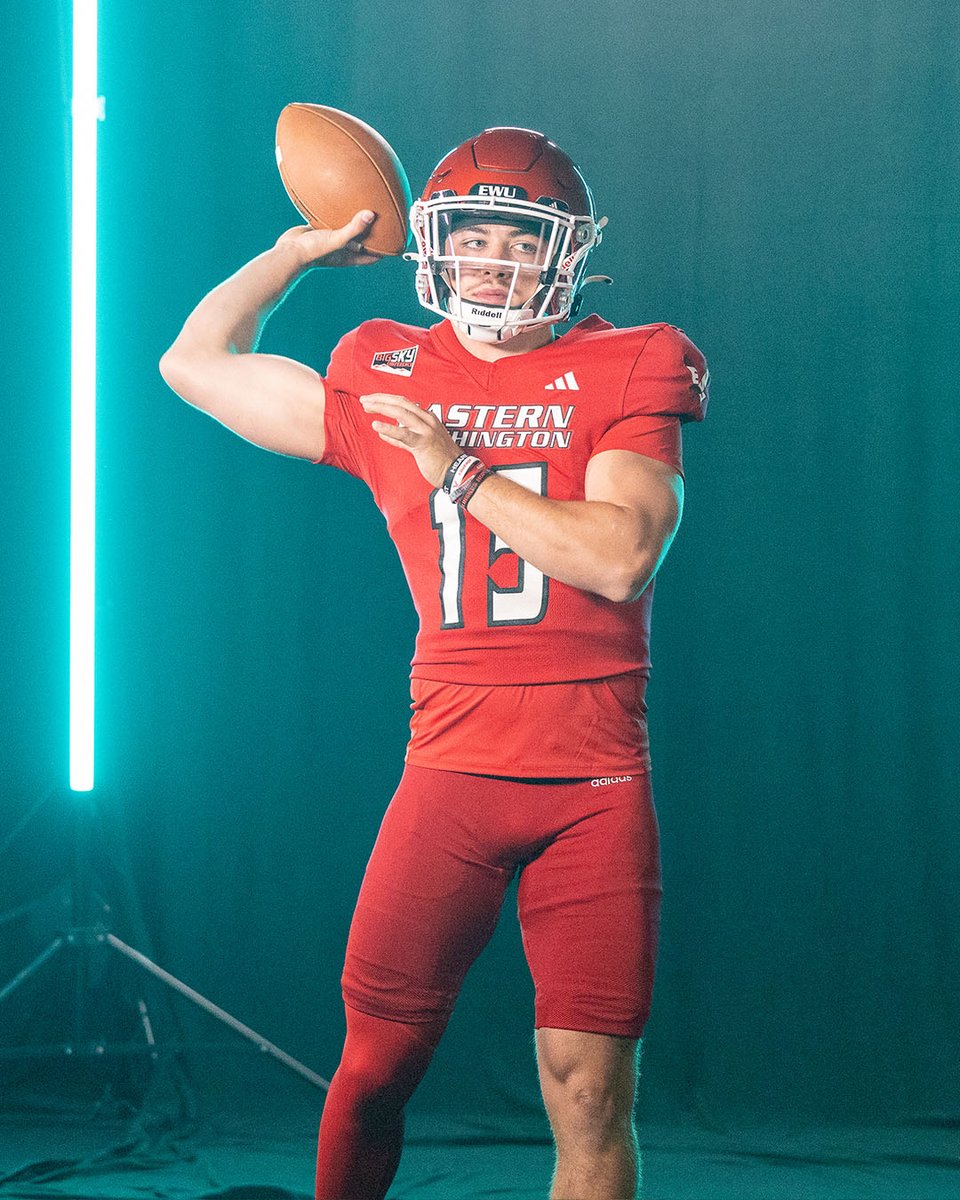 EWUFootball's tweet image. A week away from fall camp!
#GoEags #EKG #ExperienceElevated