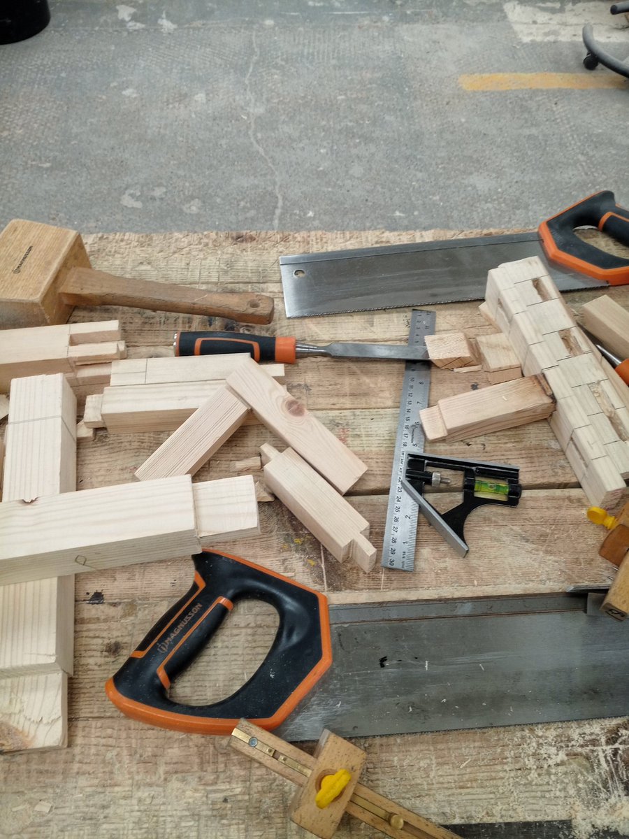zaruto8's tweet photo. Polishing Up on my Carpentry/Joinery Skills in This Multi skills BootCamp.
#Carpentry #SkilledTrades #Selfimprovement #Multiskills #Stoic #MentalHealth #Joinery #Construction #MentalStrength #Respect #KeepLearning #PersonalDevelopment #Skilledlabour https://t.co/ztsH7LLcg6