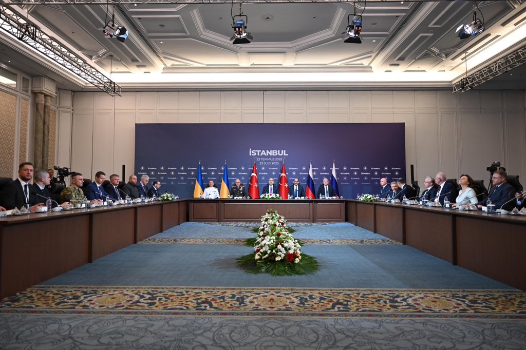 As part of our sustained efforts to establish lasting peace and stability in the region, we hosted the third round of direct talks between Russia and Ukraine in Istanbul.

We extend our sincere appreciation to both parties for the confidence they have placed in President Erdoğan