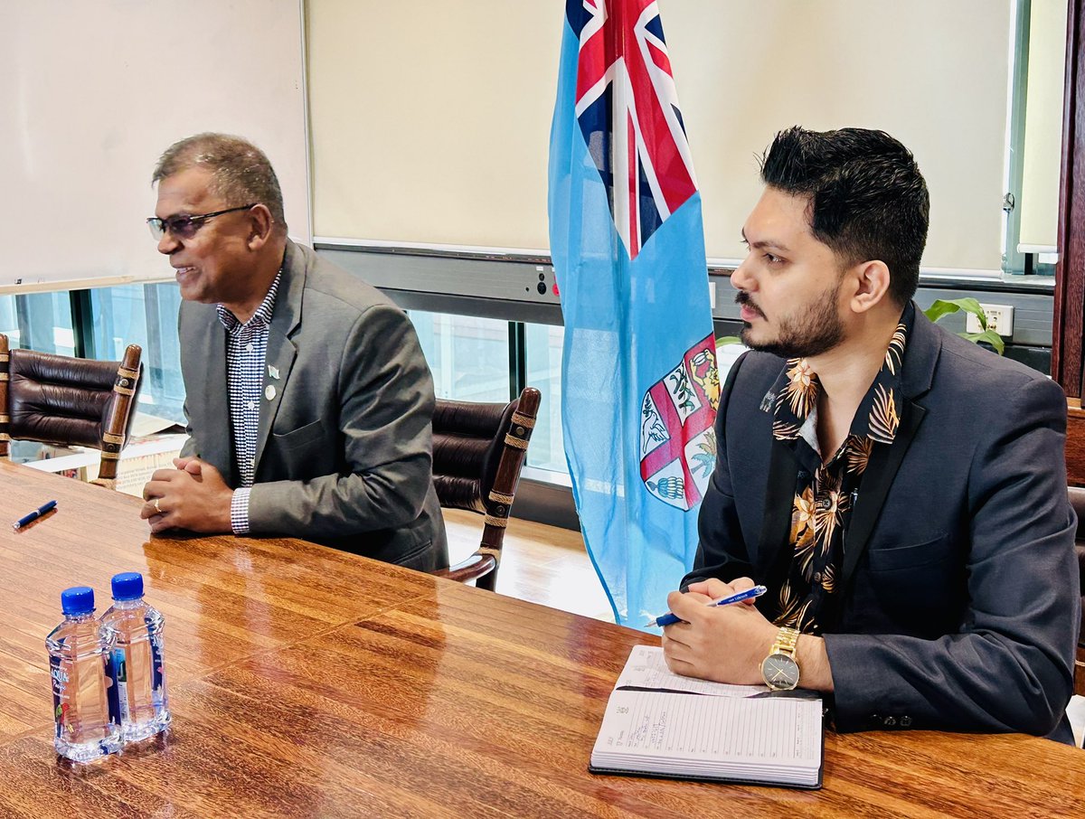 bimanprasad's tweet image. Pleased to meet H.E. Mrs. Mary Seet-Cheng, Singapore’s Non-Resident High Commissioner to Fiji and Ambassador to the PIF, in Suva. We discussed strengthening collaboration in education and health — key priorities for both our nations. 🇫🇯🇸🇬
#FijiSingapore #RegionalPartnership