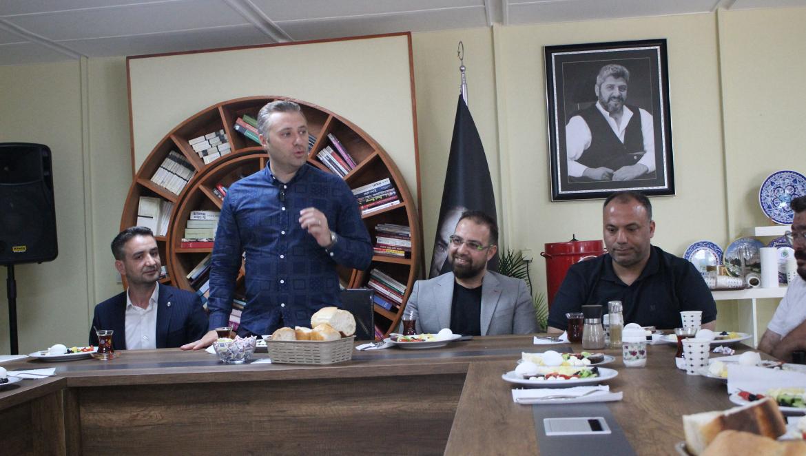 Akbakirkoy's tweet photo. İl YK Üyemiz Sn. Yusuf Emre Tanış’ın katılımıyla, TOFD’ye anlamlı bir ziyaret gerçekleştirdik.
Sadece bir dernek değil, hayata tutunan yüreklere misafir olduk.
Dayanışma varsa, umut daima var!
#TOFD #UmudaYolculuk https://t.co/SgD7UQ7OlO