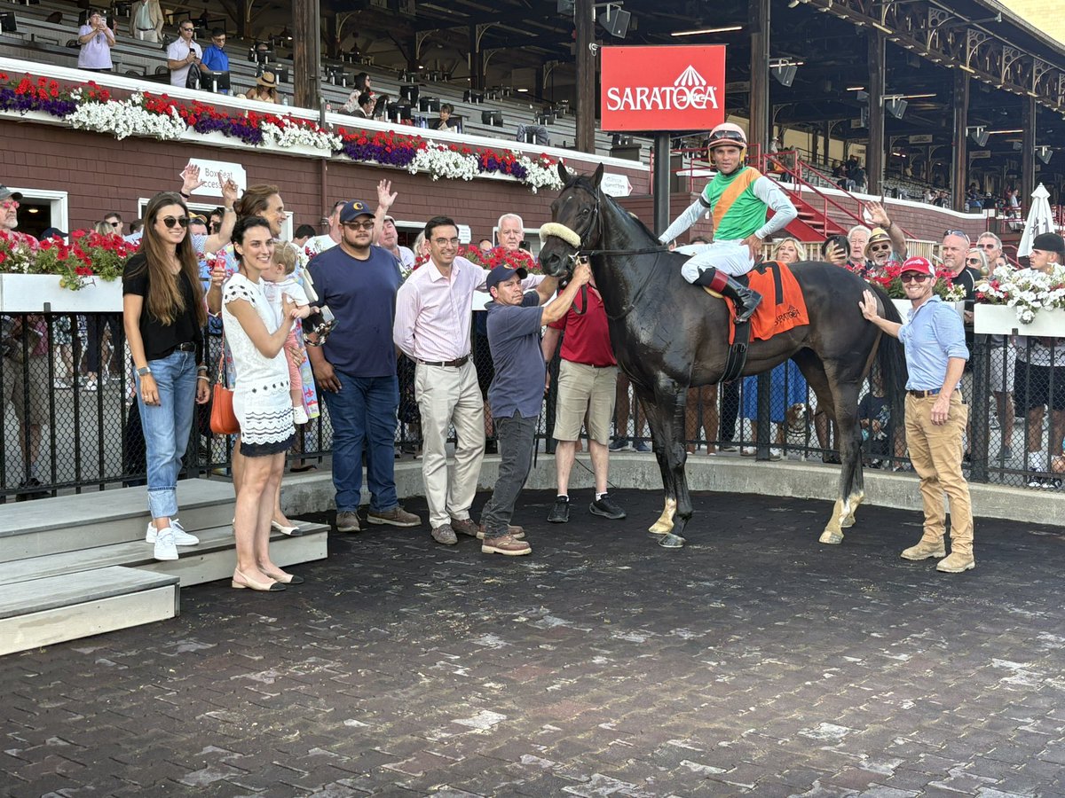 clementstable's tweet image. KING PUCK wins the nightcap at Saratoga! Always fun to celebrate with the family in the winners circle (Joel is also family of course! 🤣). Congratulations to Waterville Lake Stables! @JRosarioJockey