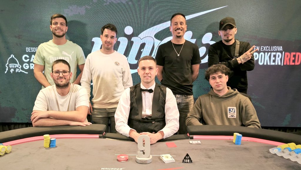 Niners by Sportium (@ninerspoker) on Twitter photo 🔴Niners Opener🔴
Tras doble eliminación tenemos Mesa Final de 8 jugadores (2 no quisieron salir) en <a href="/CasinoGVPoker/">Casino Gran Vía Poker</a>
Enhorabuena!!
👤 8/137
Nivel 16 5k/10k/10k
⌛ 20 min 🔴Niners Opener🔴
Tras doble eliminación tenemos Mesa Final de 8 jugadores (2 no quisieron salir) en <a href="/CasinoGVPoker/">Casino Gran Vía Poker</a>
Enhorabuena!!
👤 8/137
Nivel 16 5k/10k/10k
⌛ 20 min