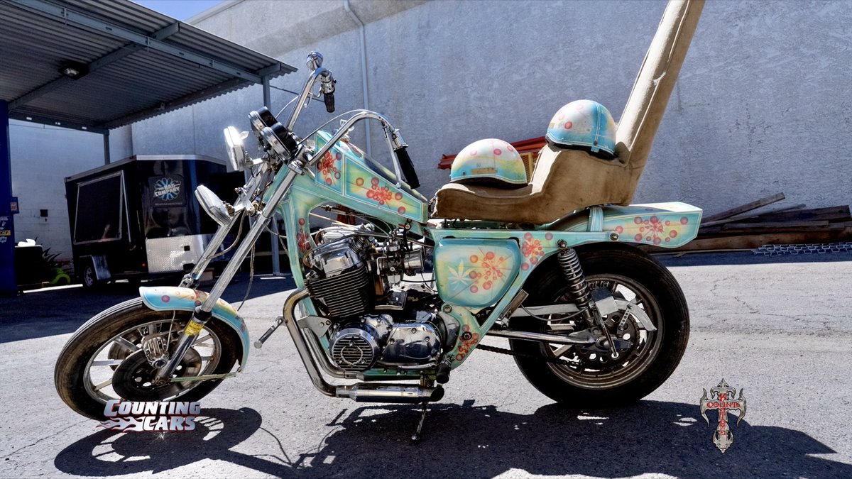 CountsKustoms's tweet image. Bring your bike to Count’s Kustoms! We recently had this 1970 Honda CB750 custom chopper dropped off for service and preservation! It totally speaks to the time, and we want to keep its legacy intact! Email bikeprojects@countskustoms.com today! @DannyCountKoker #honda #chopper