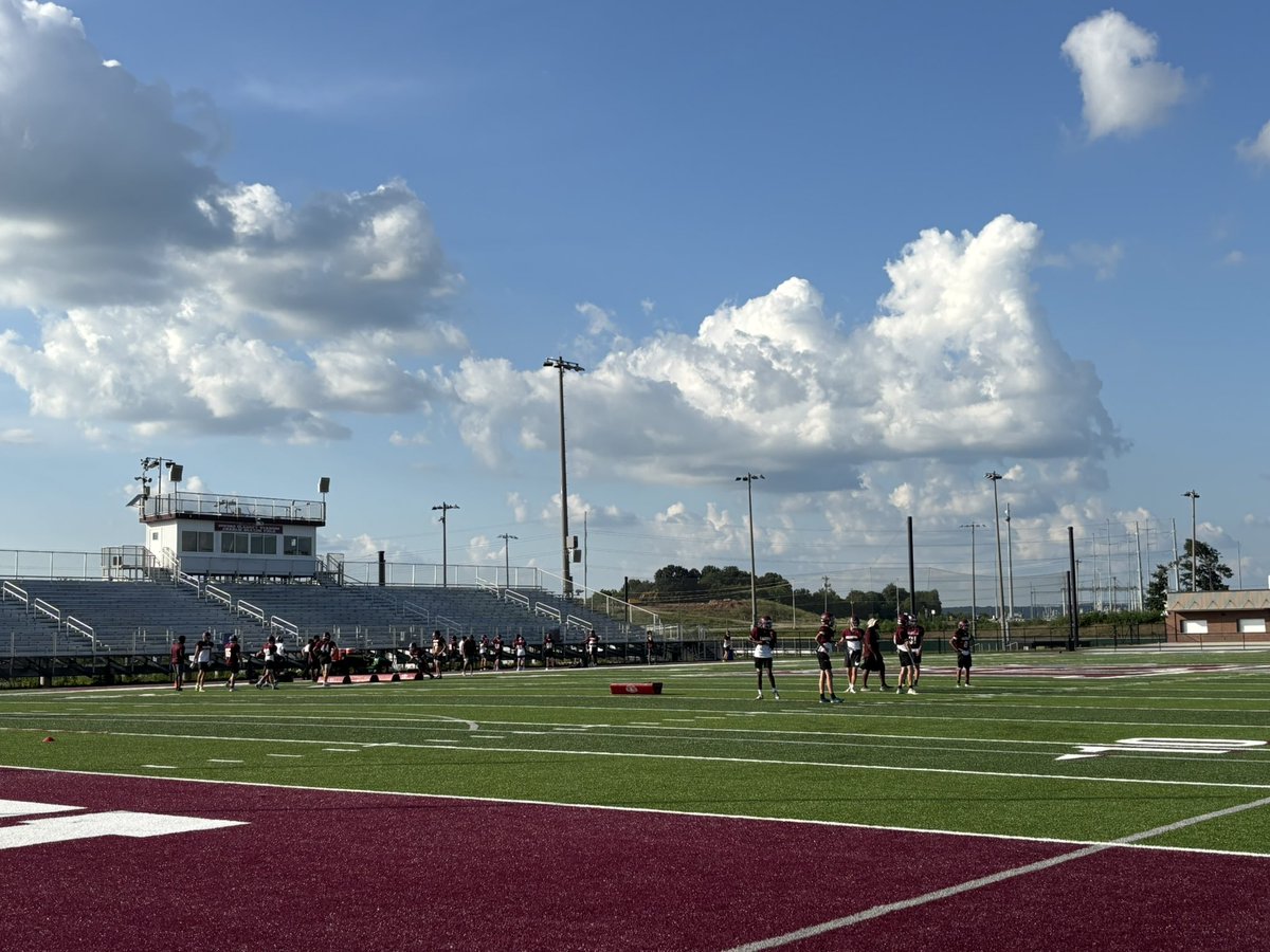hccamp's tweet image. Spring Hill (@4thehill) practicing out on its new turf field with the HS football season less than a month away.
Raiders moving down from 5A to 4A this season under interim HC Joshua Taylor.