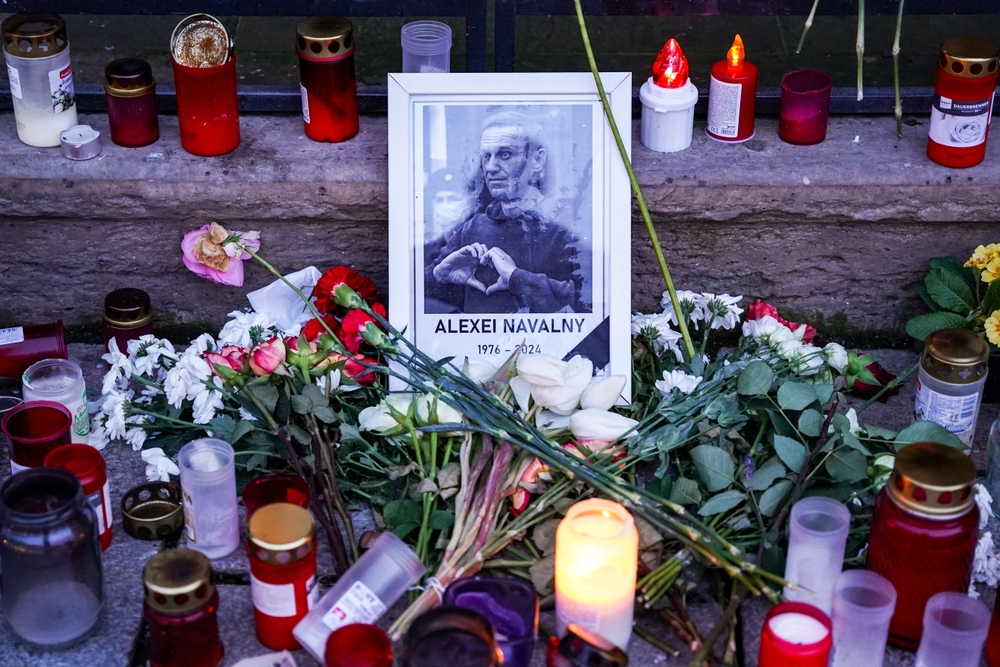 PNASNews's tweet image. High-throughput mass spectrometry characterizes A-series chemical warfare agents, known as Novichoks, which have been used in recent high-profile attempted assassinations. The work can inform the discovery of countermeasures. In PNAS: ow.ly/RUAg50Wu4z7