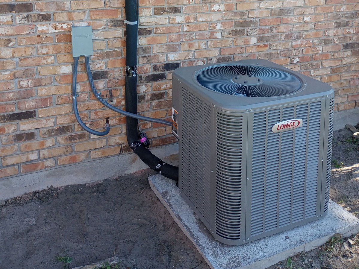 totalassurance1's tweet image. High bills? Total Assurance A/C & Heating’s energy-efficient HVAC systems save money for Corpus Christi homes. Upgrade for comfort and savings. Let’s talk about what works for you. Visit totalassuranceac.com.