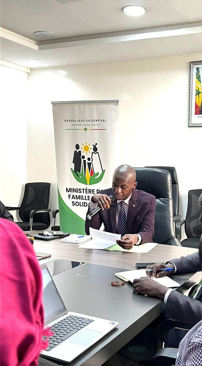 mfsgouvsn's tweet image. Couverture Maladie Universelle : Le Ministère de la Famille et des solidarités engage le secteur informel dans l’adhésion systématique pour renforcer l’équité sociale
#Senegal #familleetsolidarités