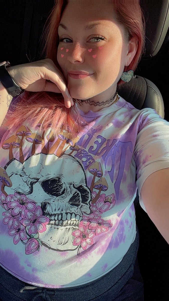 Be a good pet and fund my girls night 💖 if you’re really good you might get a little treat 🤭

🔗 in my bio 🥰 start sending 💸