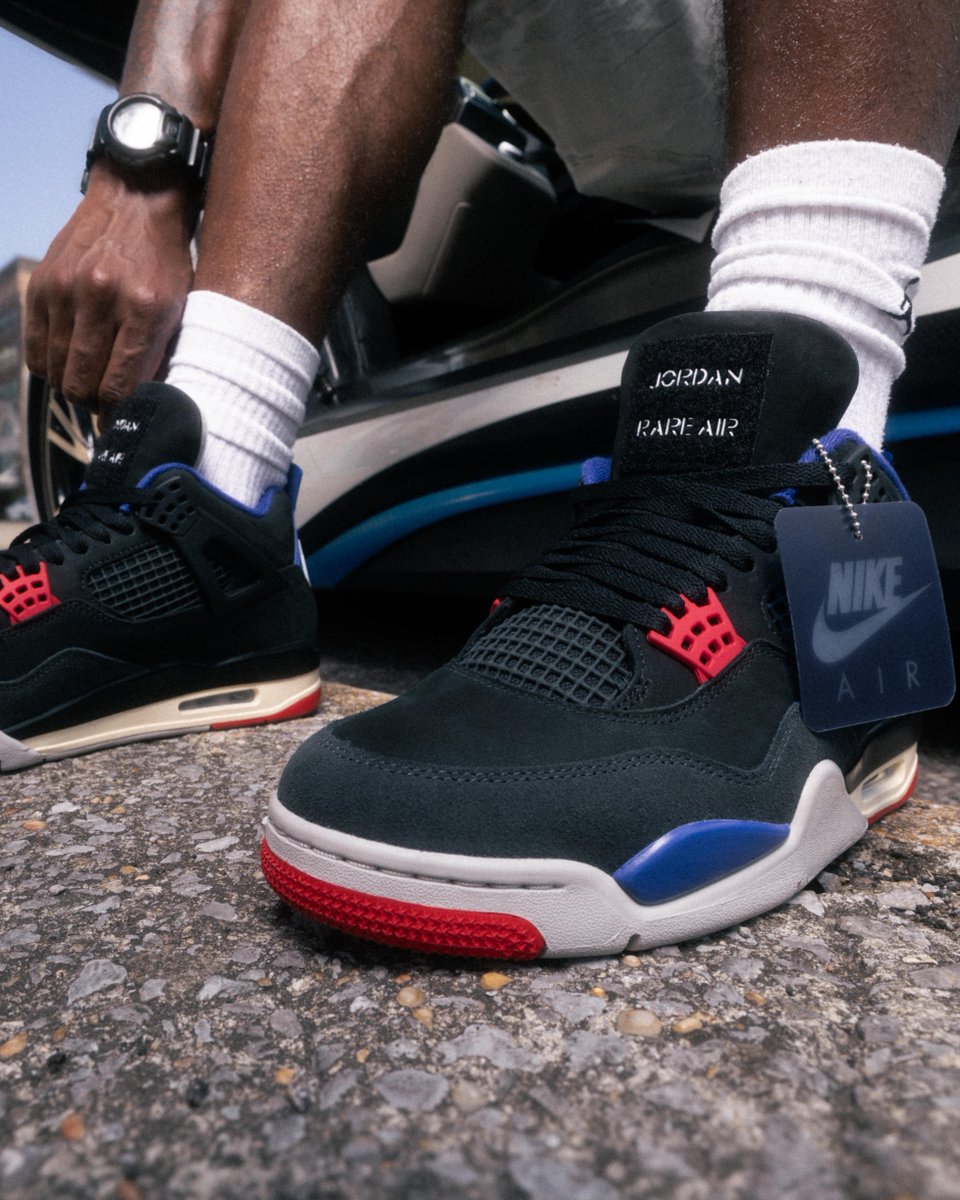 hibbettofficial's tweet image. 💨 The Jordan 4 Retro &quot;Rare Air&quot; launches July 26th in men&apos;s and kids sizes.🛩️ #jordan #retro4 #rareair

Link: tinyurl.com/rzt6x8kc