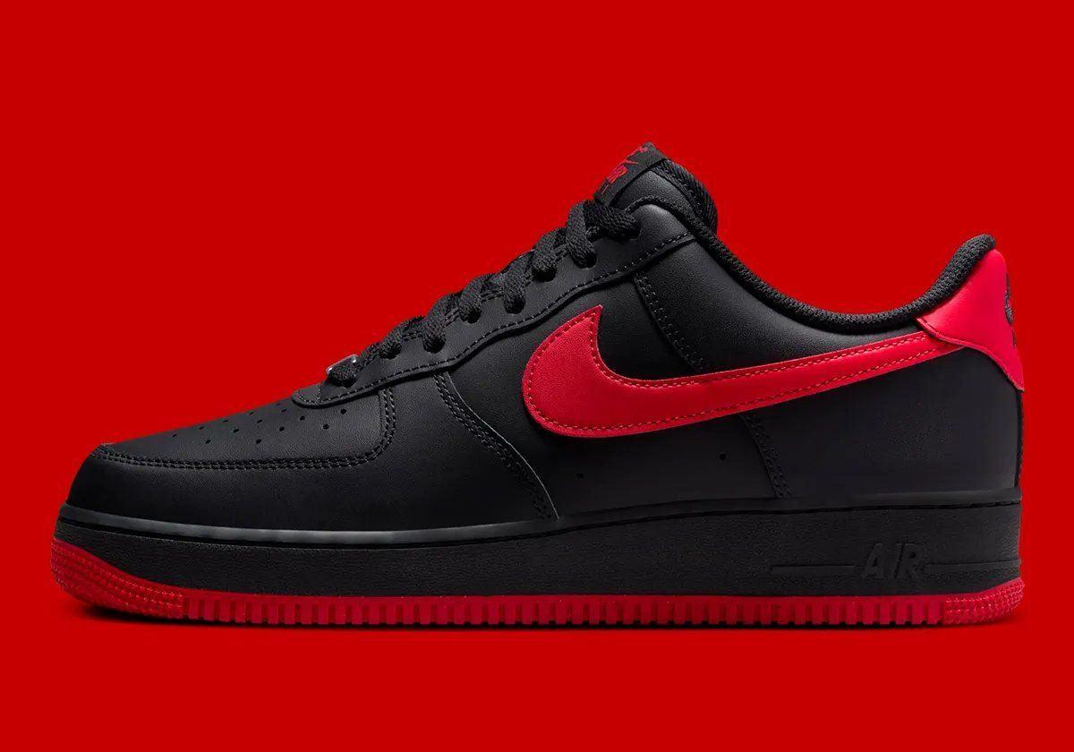 JustFreshKicks's tweet image. Nike Air Force 1 '07 'Vamps' 🩸
mavely.app.link/e/wGA2wYfp4Ub