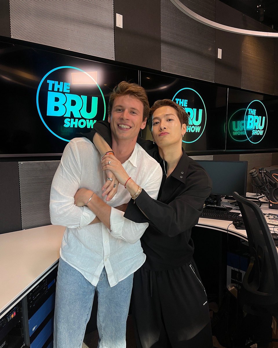 TheBruShow's tweet image. Have you watched our chat with @JacksonWang852 yet? Check it out below!

youtu.be/g3Q_YrXthSQ?si… #jacksonwang