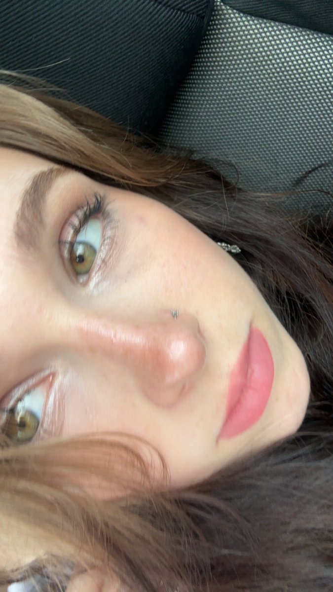 chloebrts's tweet image. Dans la voiture