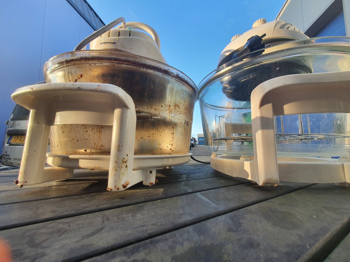 LucVanVliet's tweet image. 1x per jaar een hete luchtoven op Marktplaats scoren (€12,50) en je hoefd ze nooit schoon te maken..🙂🌙