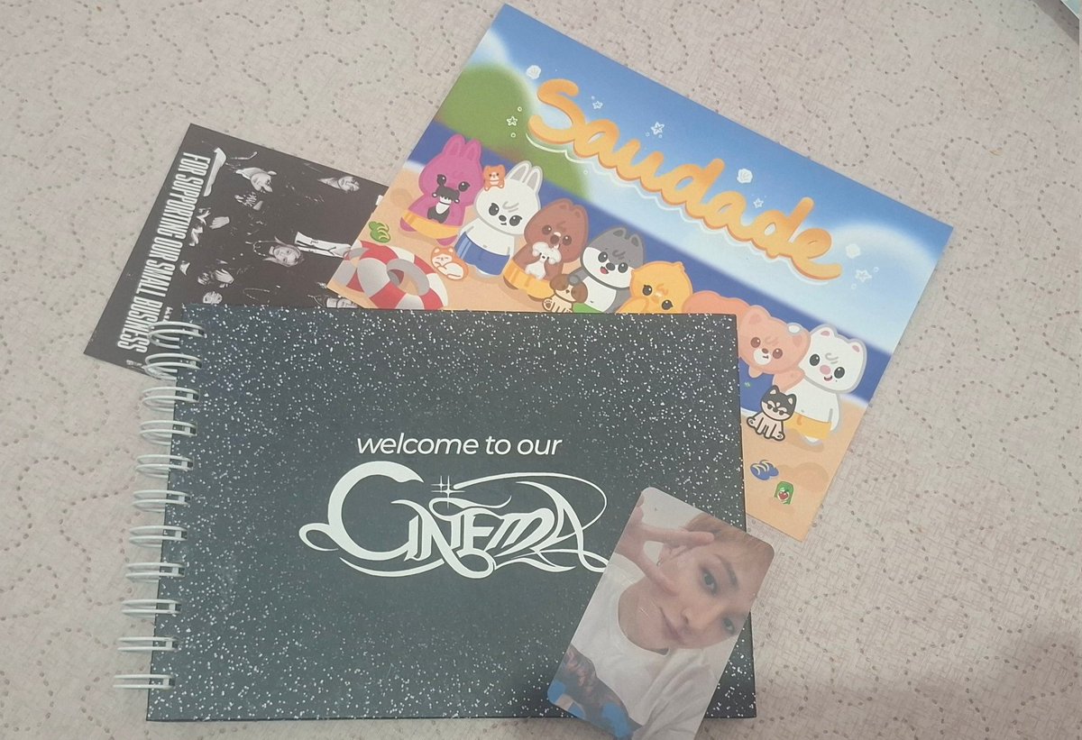 Marih 合 hold my hand da silva viu o Stray Kids (@apenasumastay) on Twitter photo E hoje, depois de meses, finalmente criei coragem pra montar meu memory book da <a href="/usemegaverse/">dear’s megaverse ★</a> .
Alexa, tocar Cinema e Waiting for Us por favor E hoje, depois de meses, finalmente criei coragem pra montar meu memory book da <a href="/usemegaverse/">dear’s megaverse ★</a> .
Alexa, tocar Cinema e Waiting for Us por favor