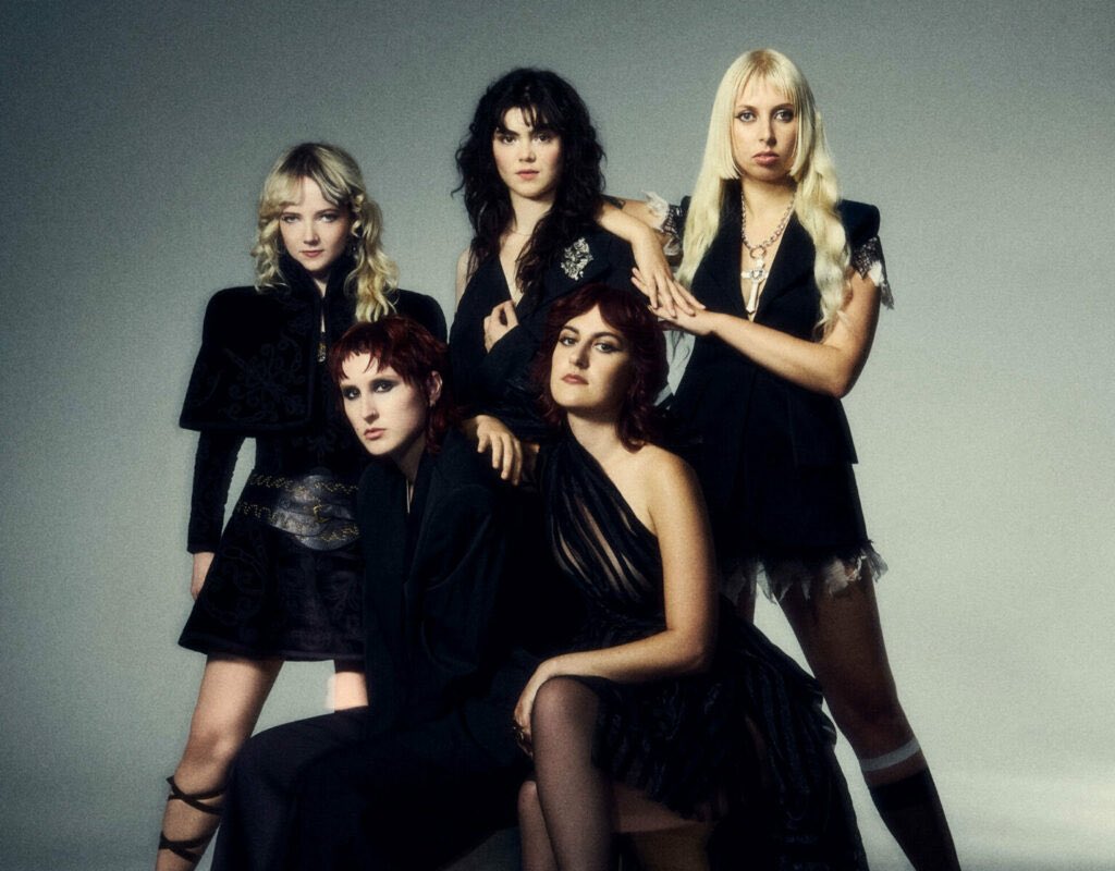 tldparchives's tweet image. The Last Dinner Party for Rolling Stone UK ๐น
๐ท Rachell Smith