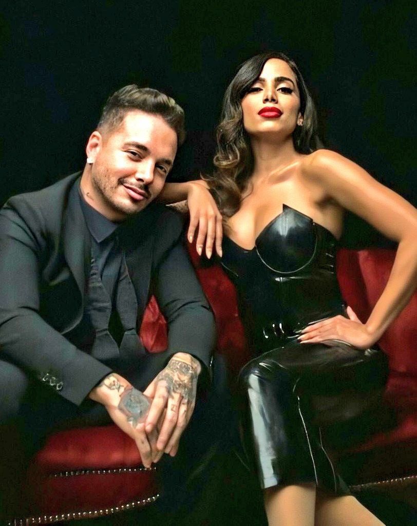 anittafocuss's tweet image. Faltam 132,4 milhões de streams para Downtown atingir 1 bilhão no Spotify, sendo a primeira música com um brasileiro a alcançar a marca.