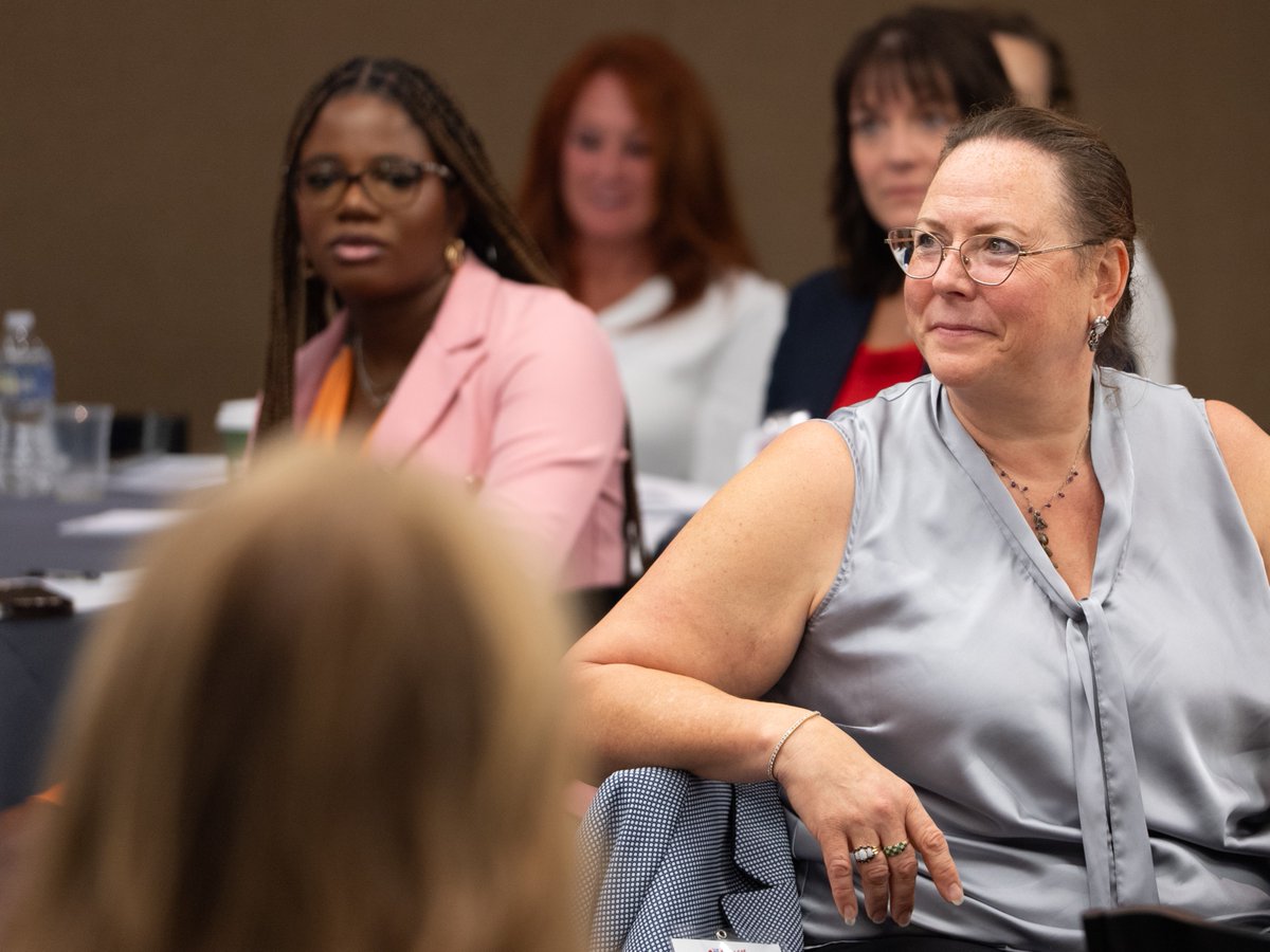 wim_ata's tweet image. As one of the first women trained to fly Navy helicopters in combat, @RepJenKiggans knows what it takes to succeed. We appreciate her inspiring remarks to drivers and other trucking industry leaders this morning before the group’s impactful Call on Washington. #ATAWomenInMotion