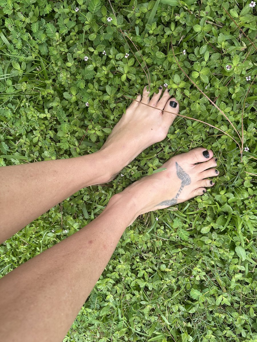 Just love the feeling of grass beneath my feet, but your face would feel even better.