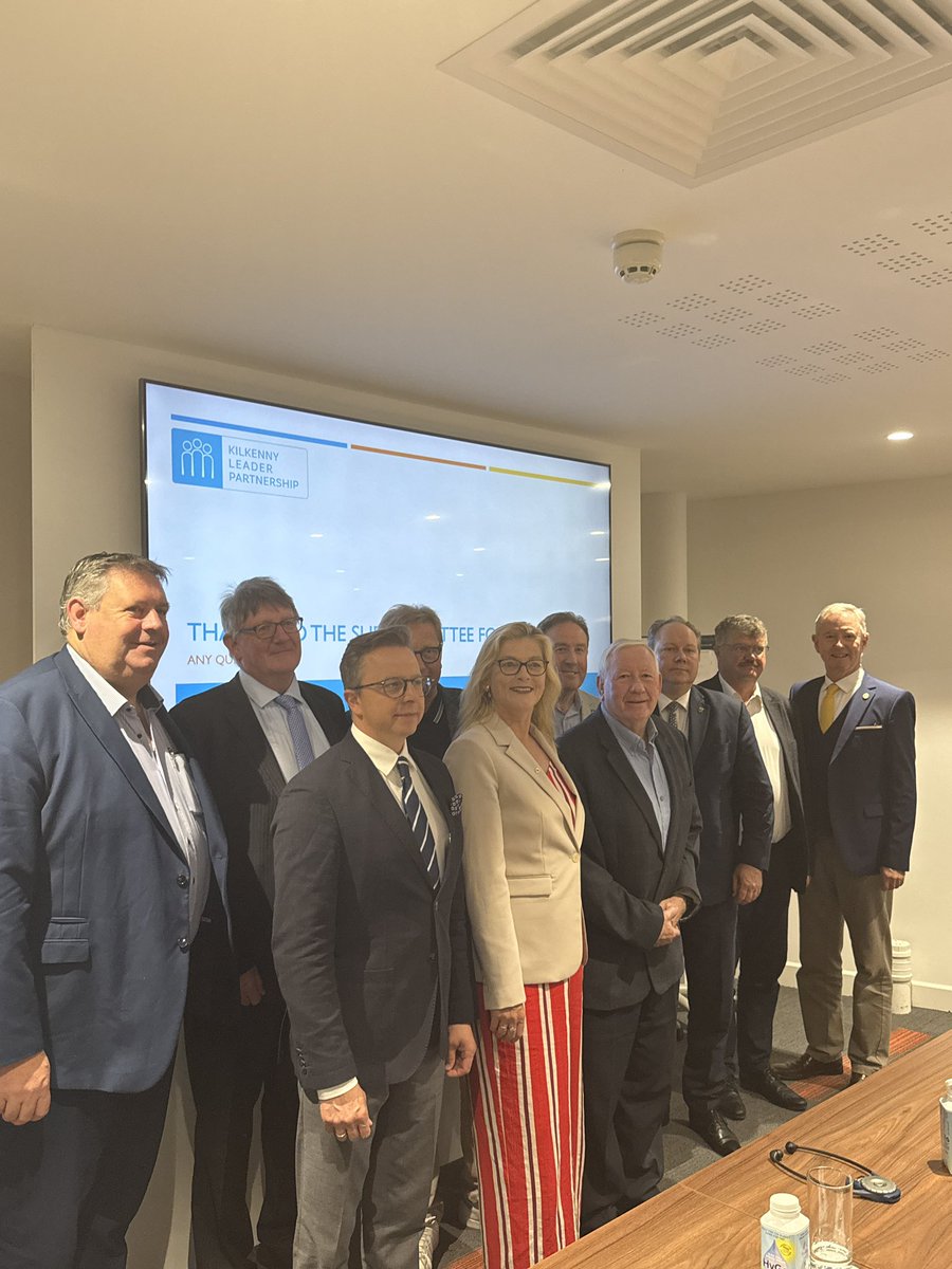 EPinIreland's tweet image. 🚆 Full steam ahead on the final day of the TRAN committee’s visit to Ireland.
🔍 Spotlight on the Dublin-Navan rail line revival, the Dart+ project, and Brehmore Ireland Port.
Wrapping up the visit with a trip to the historic Hill of Tara.