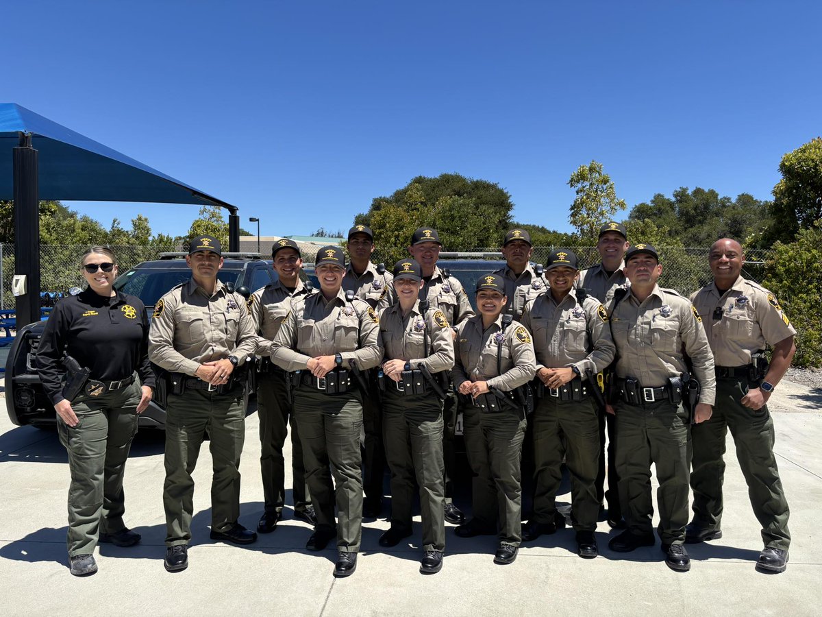 SLOSheriff's tweet image. It’s exciting to see the momentum building with our Sheriff’s Office recruits at the AHC Police Academy, one month in and going strong!

A big thank you to their mentors who continue to show up, support, and guide them every step of the way.

#FutureDeputies #SLOSheriff…