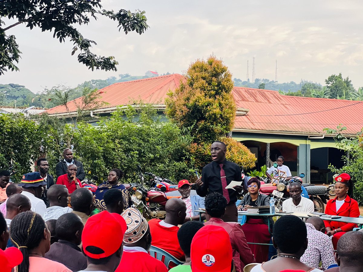 MaserukaRobert's tweet image. Earlier today we met as NUP mukonoSouth as we prepare for the battle ahead.